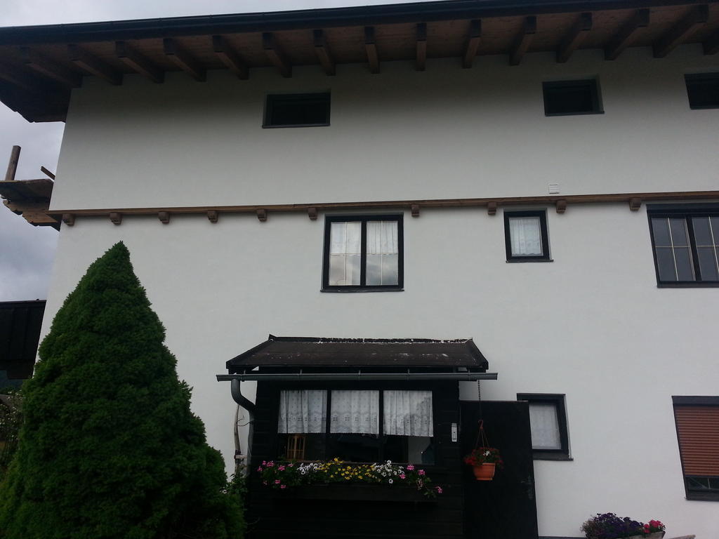Haus Karwendelblick Bed & Breakfast Лойташ Екстериор снимка
