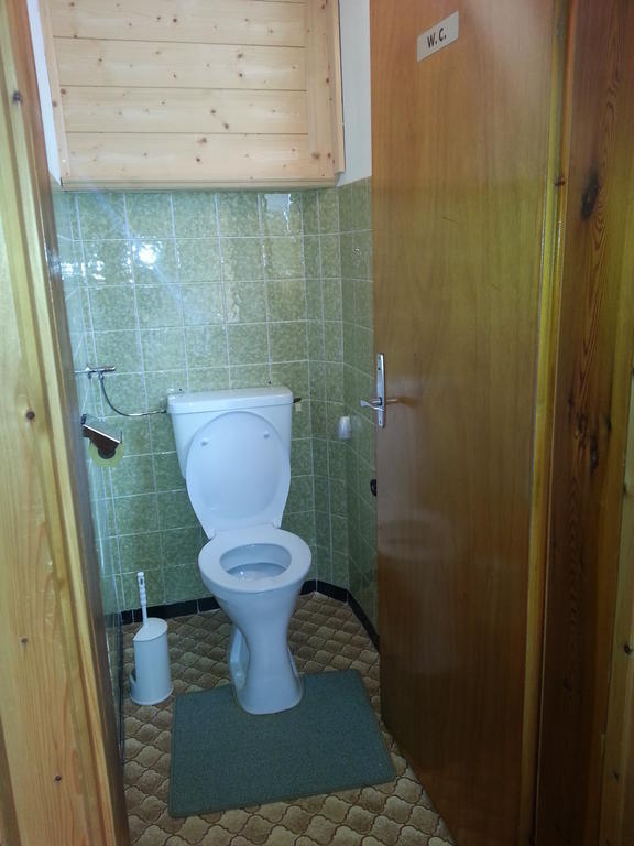 Haus Karwendelblick Bed & Breakfast Лойташ Стая снимка